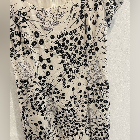 Garnet Hill 100% Silk Dress Size 6 - Picture 7 of 8